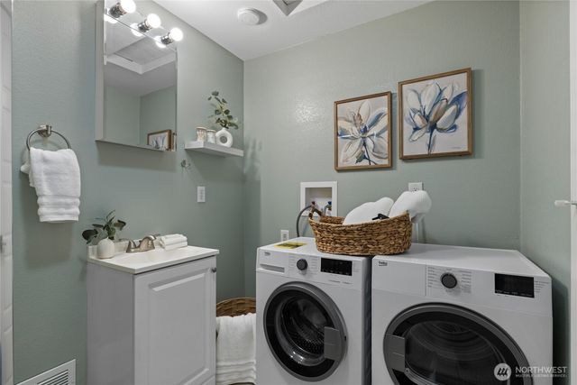 10502 Earley Avenue SW, Lakewood, WA 98499