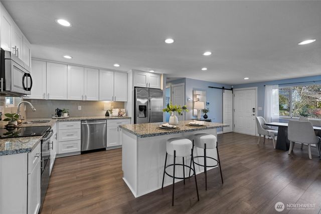 10502 Earley Avenue SW, Lakewood, WA 98499