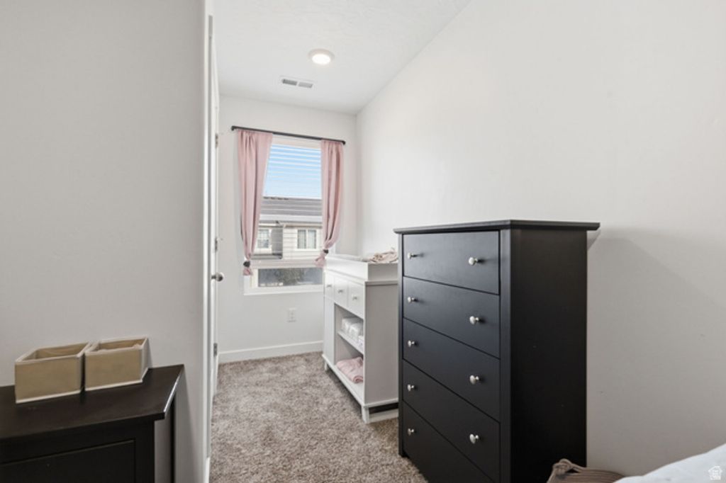 Image 18 of property listing at 3898 S SILVER BANK DR, Magna, UT 84044