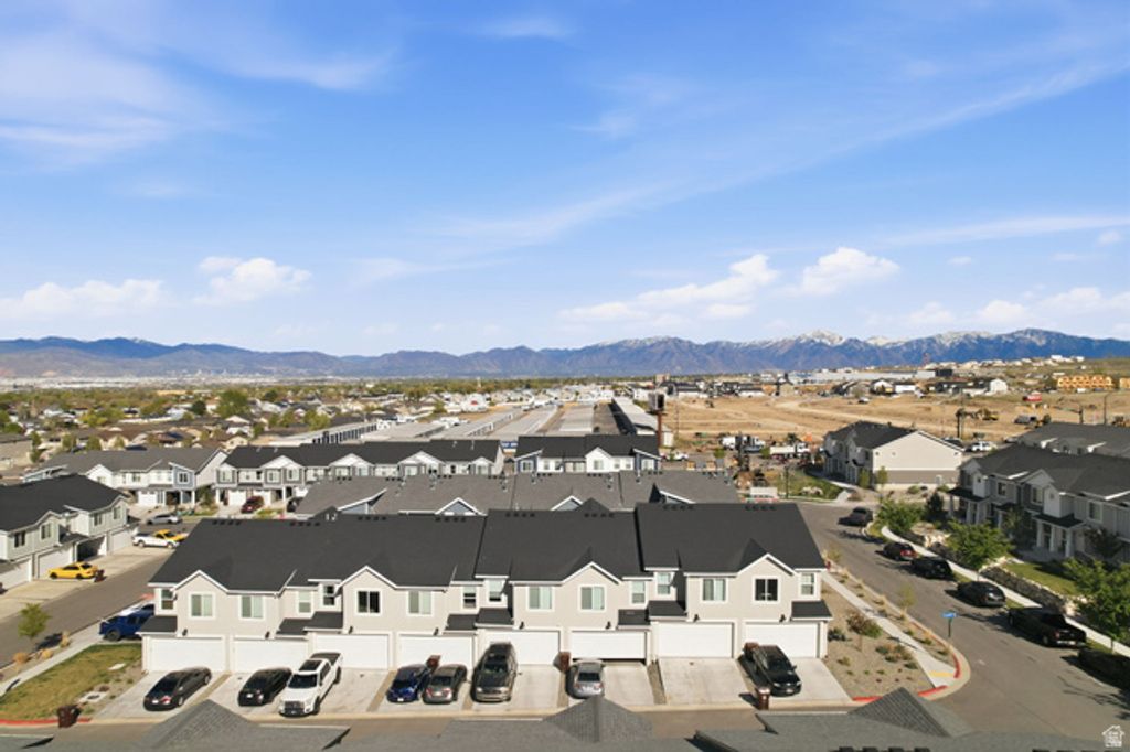 Image 21 of property listing at 3898 S SILVER BANK DR, Magna, UT 84044