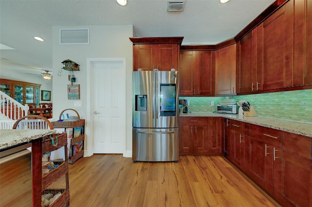 7405 70TH AVENUE N, Pinellas Park, FL 33781