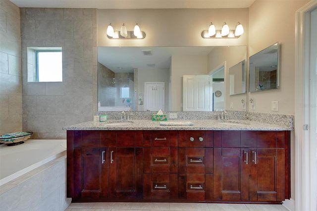 7405 70TH AVENUE N, Pinellas Park, FL 33781
