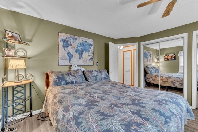 106 Louis Ln, Hackettstown Town, NJ 07840