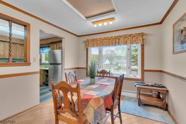 106 Louis Ln, Hackettstown Town, NJ 07840