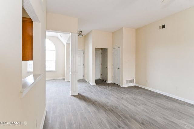 9959 Stage Run Drive, Olive Branch, MS 38654