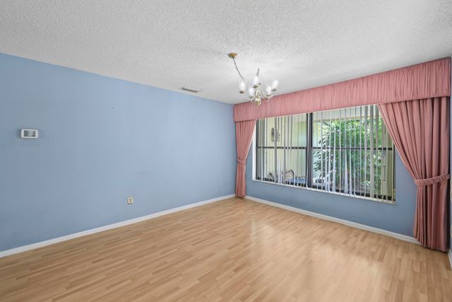 12378 Sawgrass Court, Wellington, FL 33414