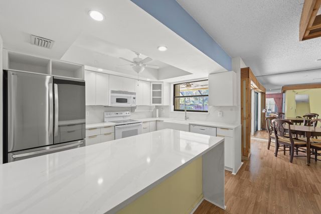 12378 Sawgrass Court, Wellington, FL 33414