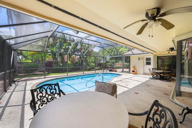 12378 Sawgrass Court, Wellington, FL 33414