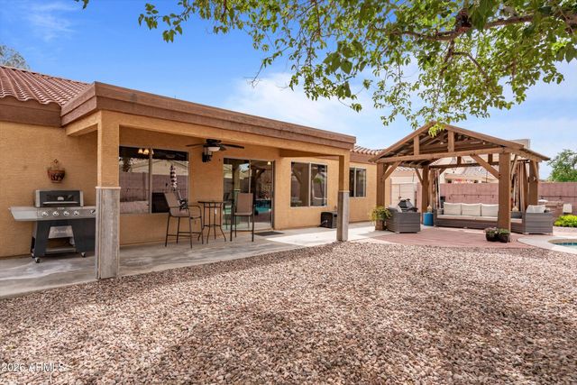 566 W COBBLESTONE Court, Casa Grande, AZ 85122