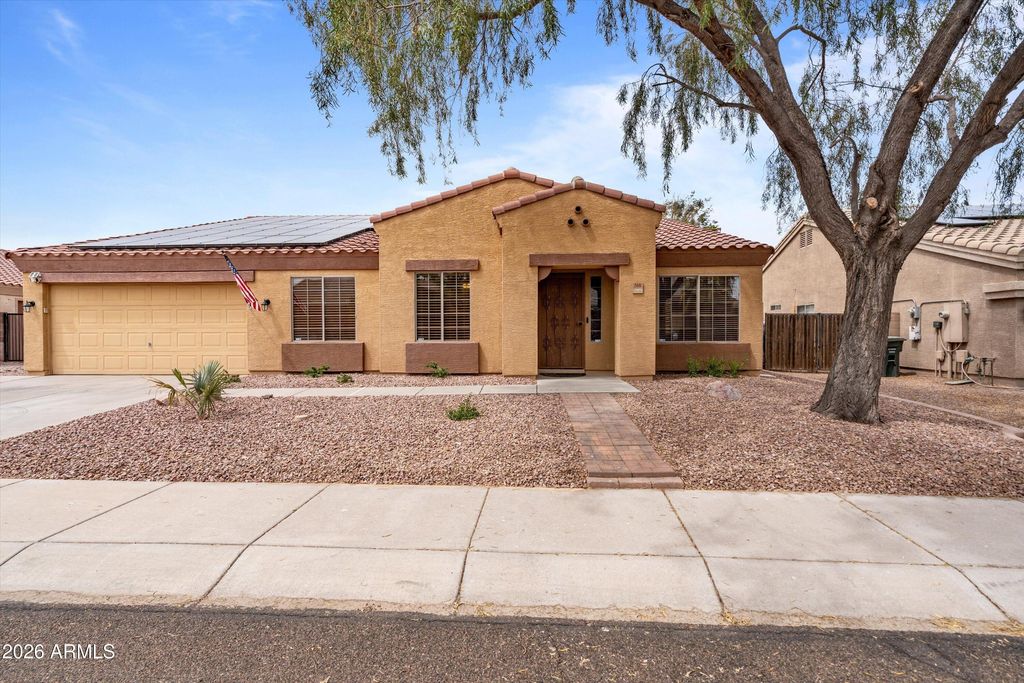 566 W COBBLESTONE Court, Casa Grande, AZ 85122