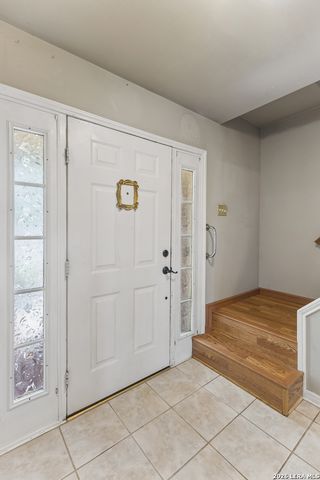 5810 ELK LAKE DR, San Antonio, TX 78244