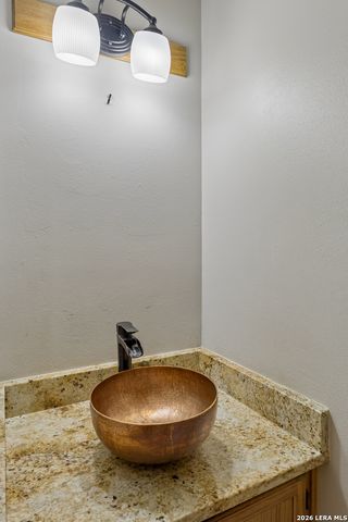 5810 ELK LAKE DR, San Antonio, TX 78244