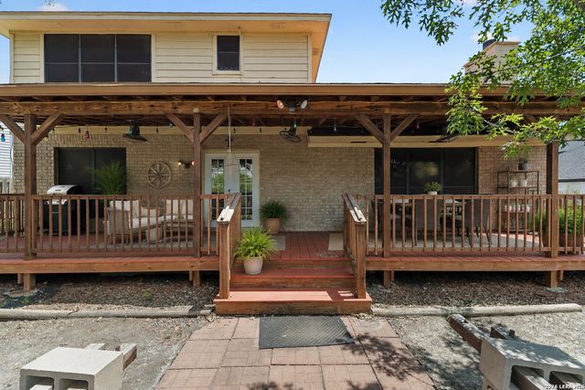 5810 ELK LAKE DR, San Antonio, TX 78244