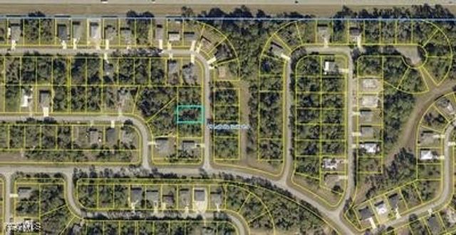 8062 Sherwood CIR, Labelle, FL 33935