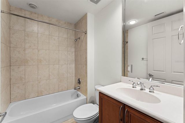 8761 THE ESPLANADE 22, Orlando, FL 32836