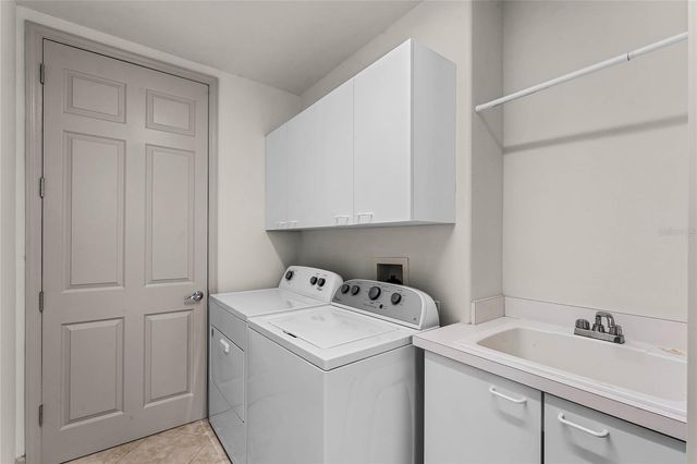 8761 THE ESPLANADE 22, Orlando, FL 32836