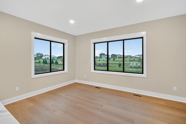 3794 NW 183rd Street, Clive, IA 50325