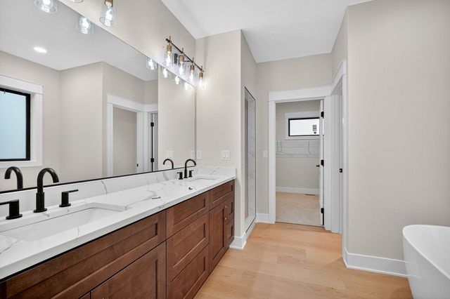 3794 NW 183rd Street, Clive, IA 50325