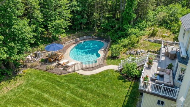 343 County Route 1, Warwick, NY 10990