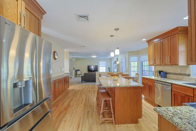 343 County Route 1, Warwick, NY 10990