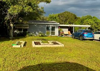 291 6th Drive SW, Vero Beach, FL 32962