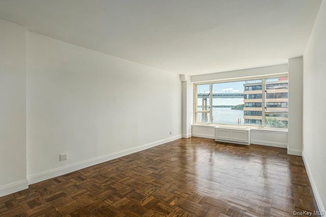 166-25 Powells Cove Boulevard 6M, Beechhurst, NY 11357
