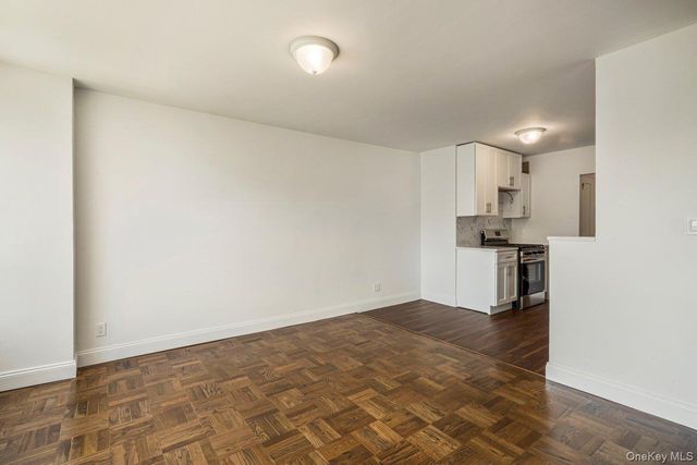 166-25 Powells Cove Boulevard 6M, Beechhurst, NY 11357