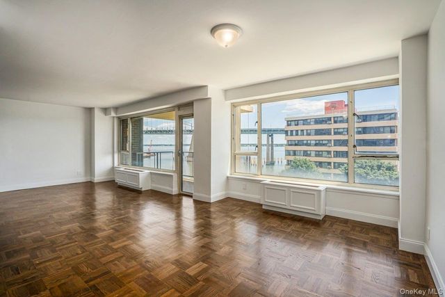166-25 Powells Cove Boulevard 6M, Beechhurst, NY 11357