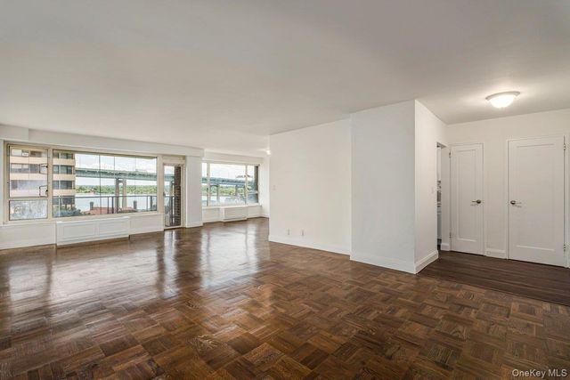 166-25 Powells Cove Boulevard 6M, Beechhurst, NY 11357