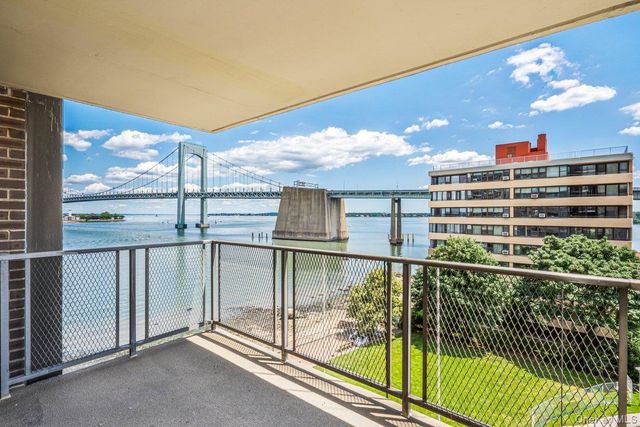 166-25 Powells Cove Boulevard 6M, Beechhurst, NY 11357