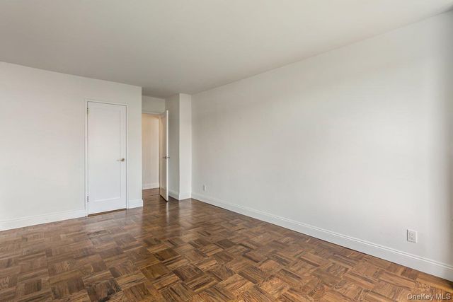 166-25 Powells Cove Boulevard 6M, Beechhurst, NY 11357