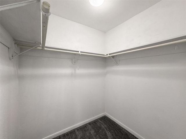 4717 Heron Street, Hitchcock, TX 77563