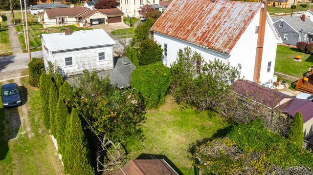 312 E Eighth Street, Manchester, OH 45144