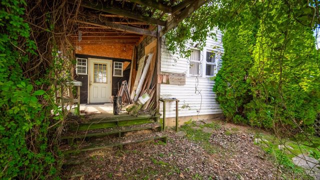 312 E Eighth Street, Manchester, OH 45144