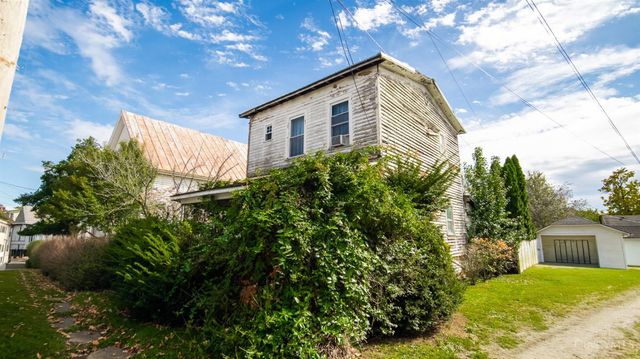 312 E Eighth Street, Manchester, OH 45144