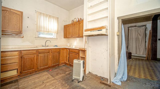 312 E Eighth Street, Manchester, OH 45144