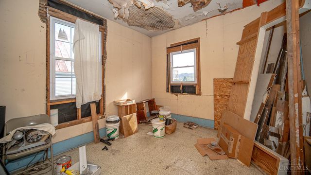 312 E Eighth Street, Manchester, OH 45144