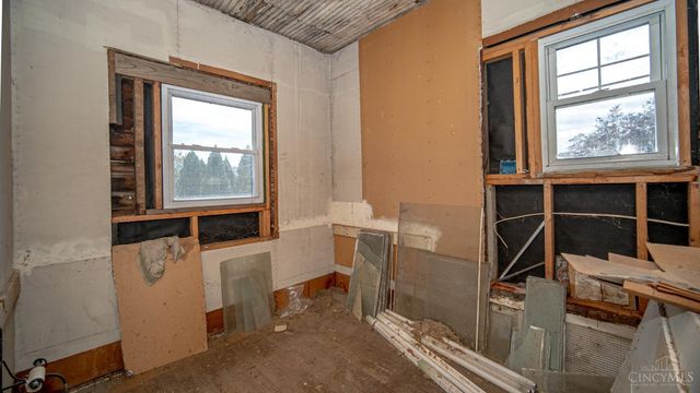 312 E Eighth Street, Manchester, OH 45144