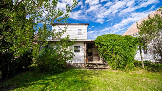 312 E Eighth Street, Manchester, OH 45144