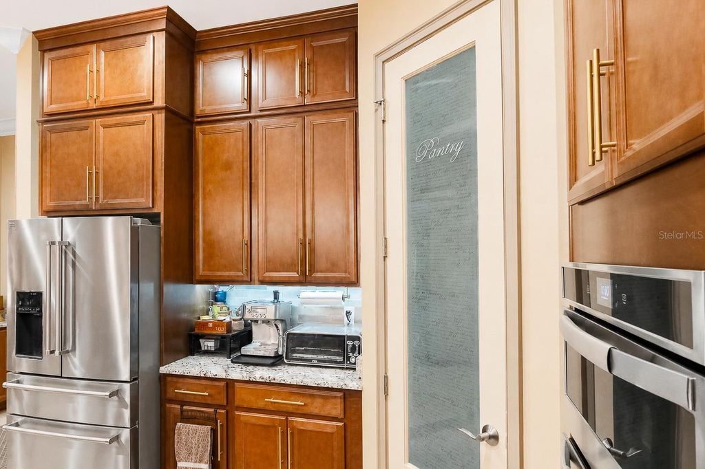 Image 14 of property listing at 13139 BROMBOROUGH DRIVE, Orlando, FL 32832