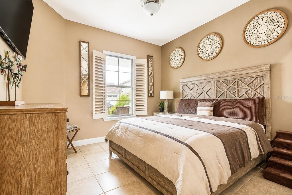 Image 27 of property listing at 13139 BROMBOROUGH DRIVE, Orlando, FL 32832