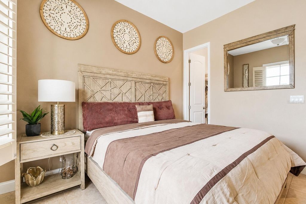 Image 29 of property listing at 13139 BROMBOROUGH DRIVE, Orlando, FL 32832
