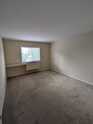 267 12th Street 6D, Wheeling, IL 60090