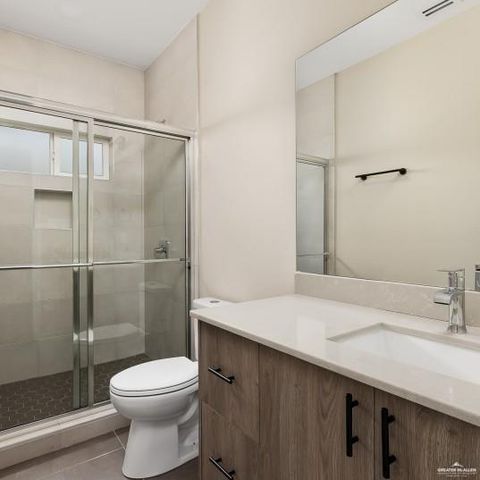 5809 Puffin Avenue 3, Mcallen, TX 78504