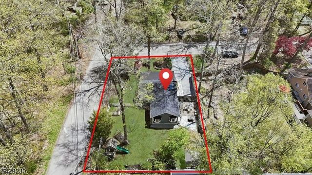 5 Sanoset Rd, Vernon Twp., NJ 07422
