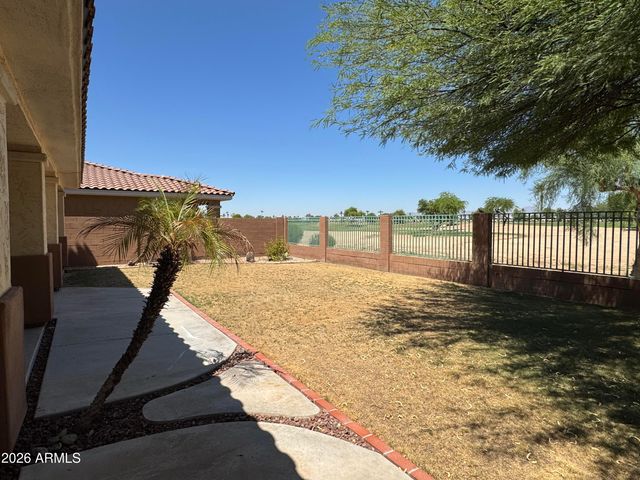 13518 W CYPRESS Street, Goodyear, AZ 85395