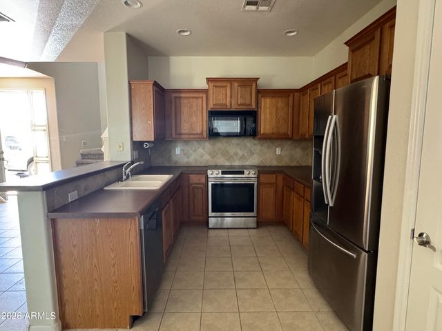 13518 W CYPRESS Street, Goodyear, AZ 85395
