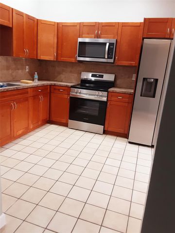 6345 SW 22nd Ct, Miramar, FL 33023