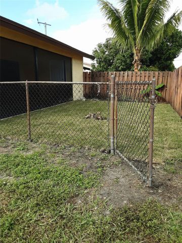 6345 SW 22nd Ct, Miramar, FL 33023