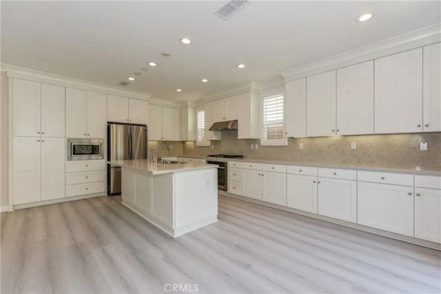 81 Island Coral, Irvine, CA 92620